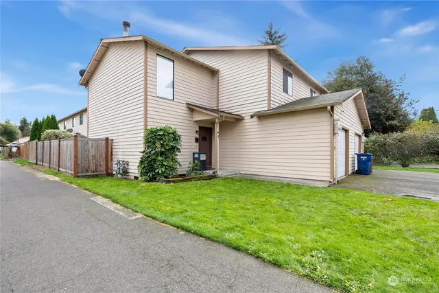$375,000 | 1302 3rd Street Southeast, Unit 1, Auburn, WA 98002