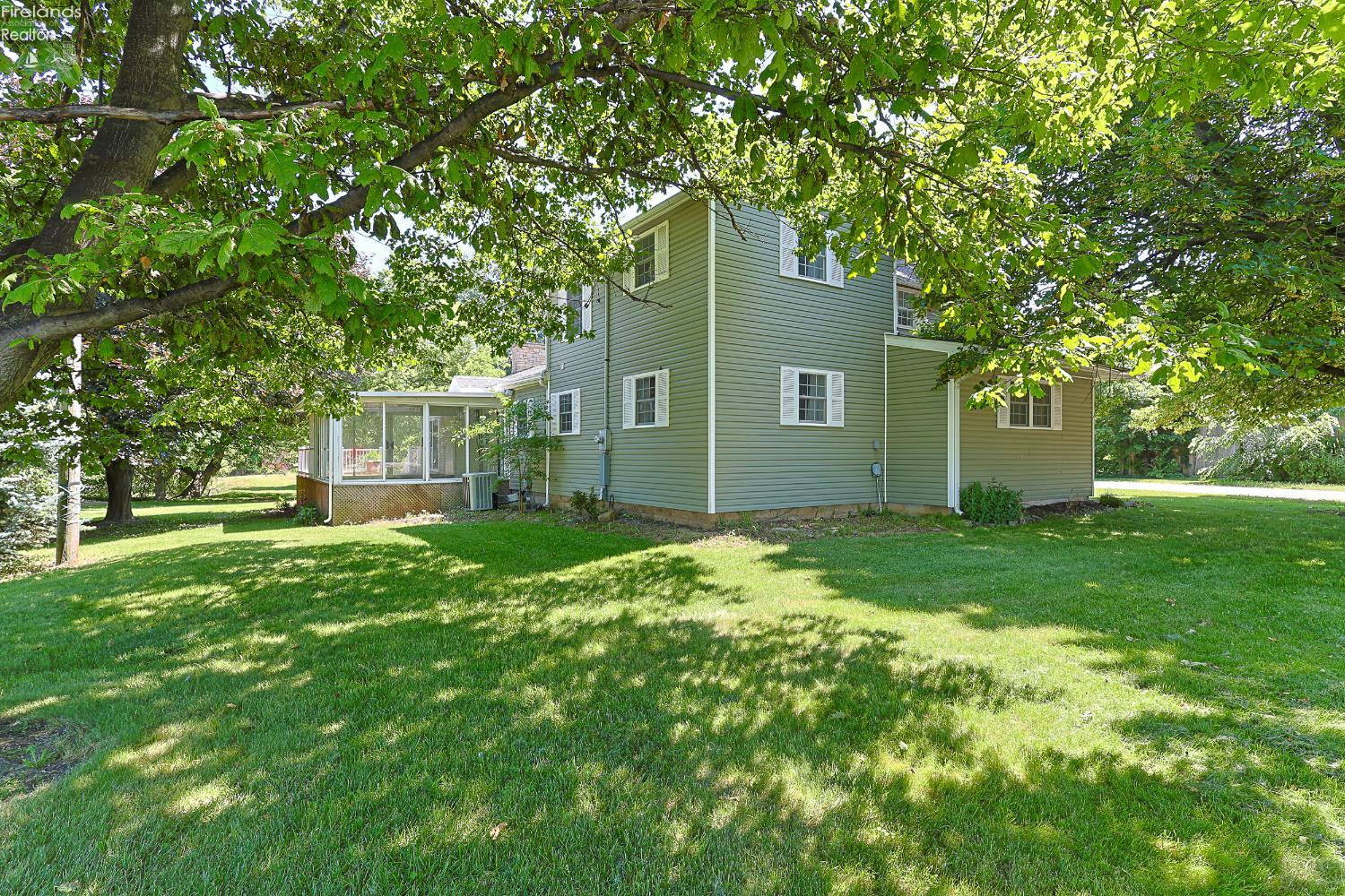 4315 Harris Road Sandusky, OH 44870 - Photo 6 of 62 Gallery Image 6