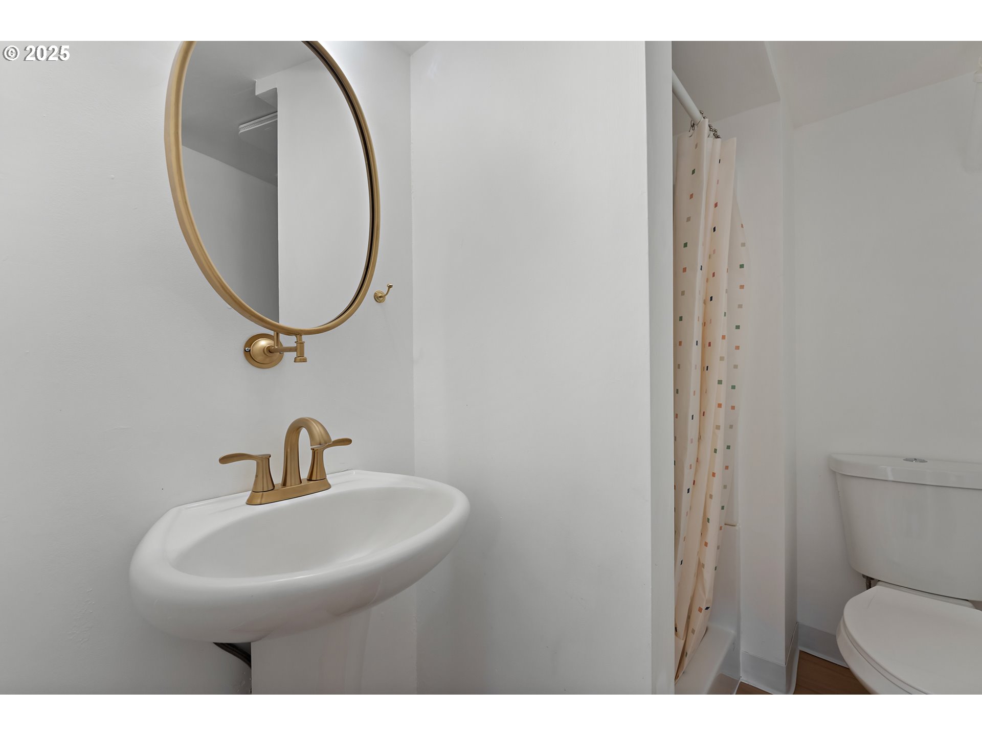 5411 Southwest Idaho Street Portland, OR 97221 - Photo 25 of 34