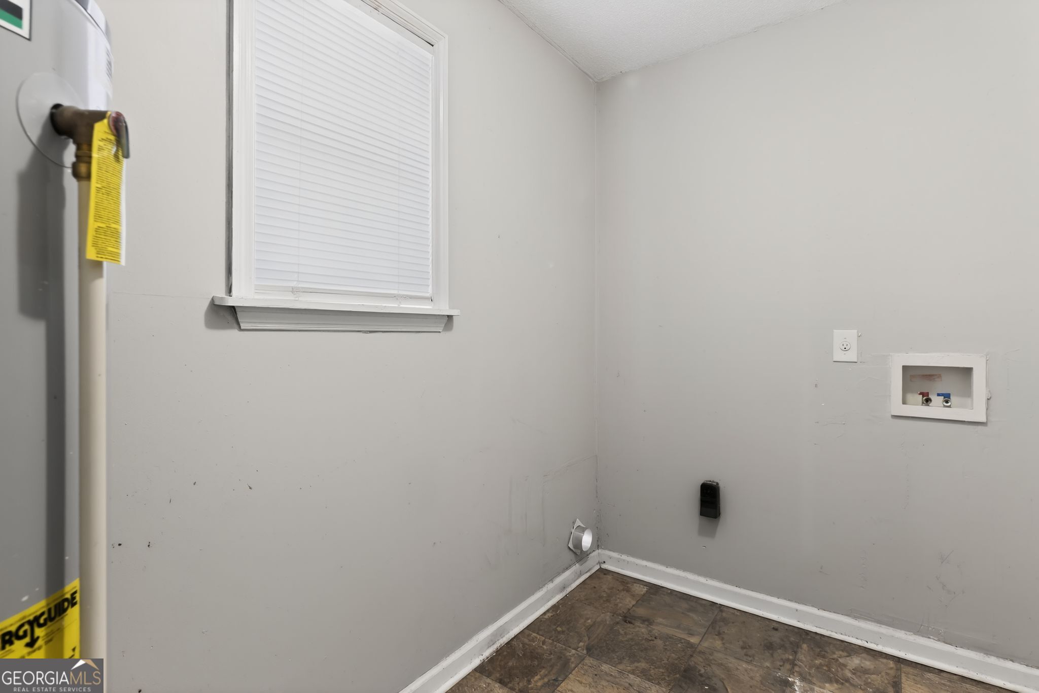 2809 Butler Manor Drive Hephzibah, GA 30815 - Photo 30 of 35 a view of a room with window