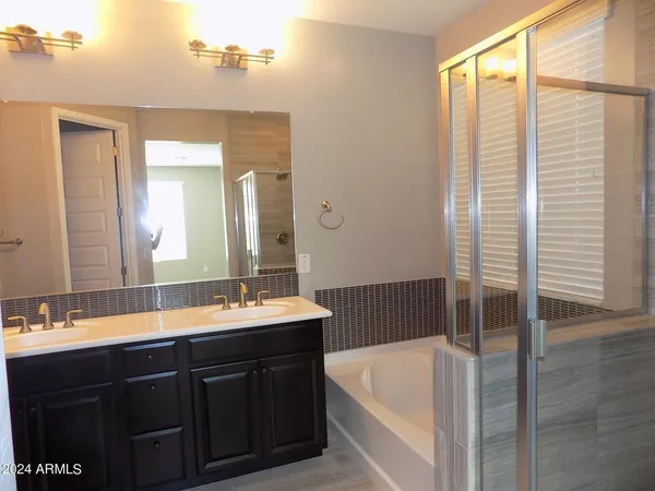 $2,450 | 4967 South Bridal Vail Drive, Gilbert, AZ 85298