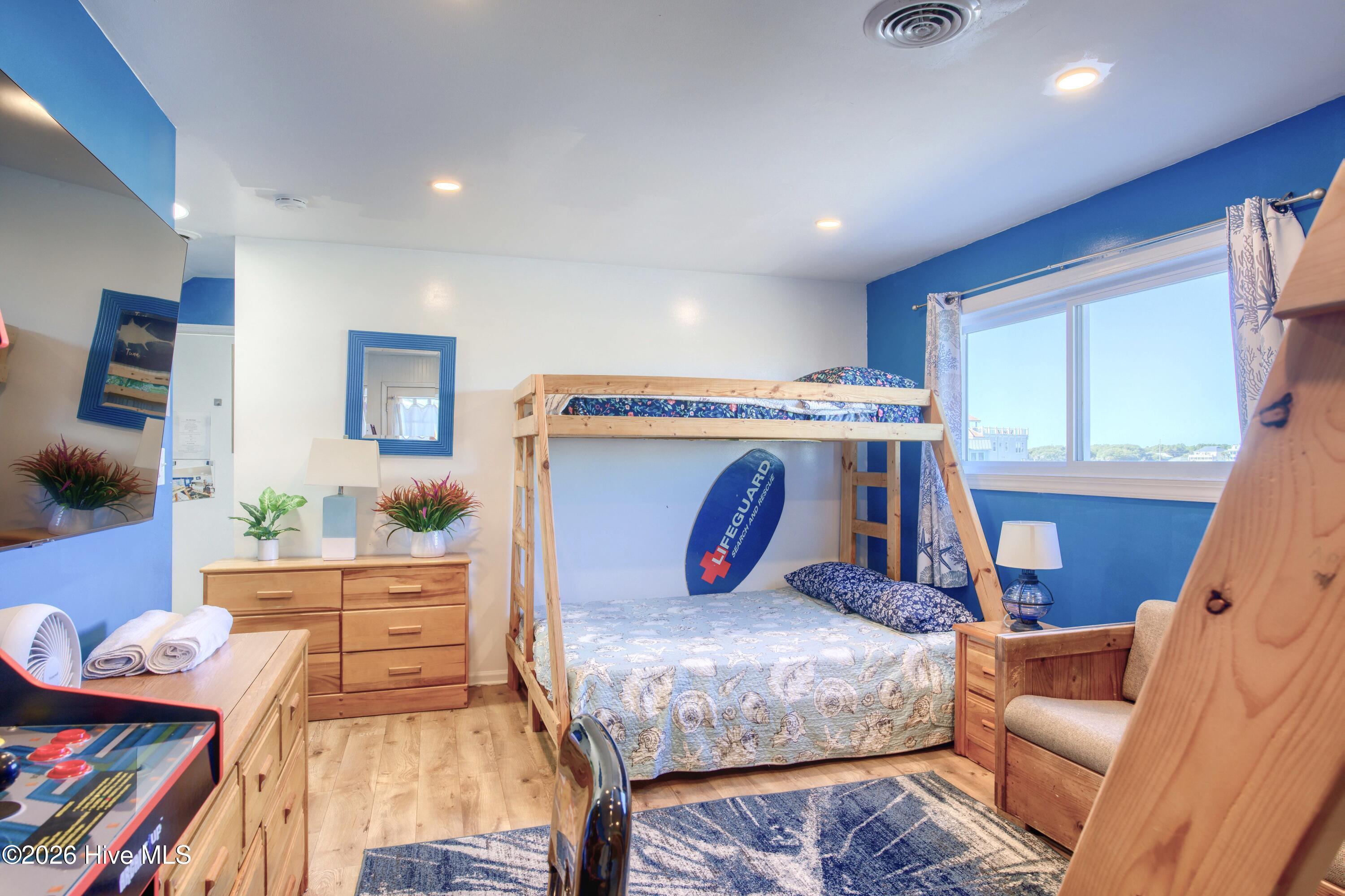 1601 New River Inlet Road North Topsail Beach, NC 28460 - Photo 39 of 96 1601 NRIR - Interior 2 - Edited_20