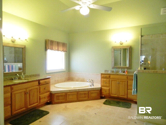 11660 Halcyon Loop Daphne, AL 36526 - Photo 16 of 26 Master Bath