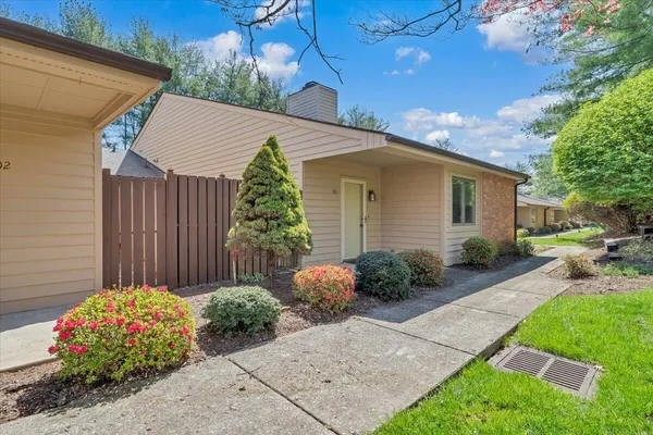 $230,000 | 301 Windward Drive Southwest, Roanoke, VA 24018