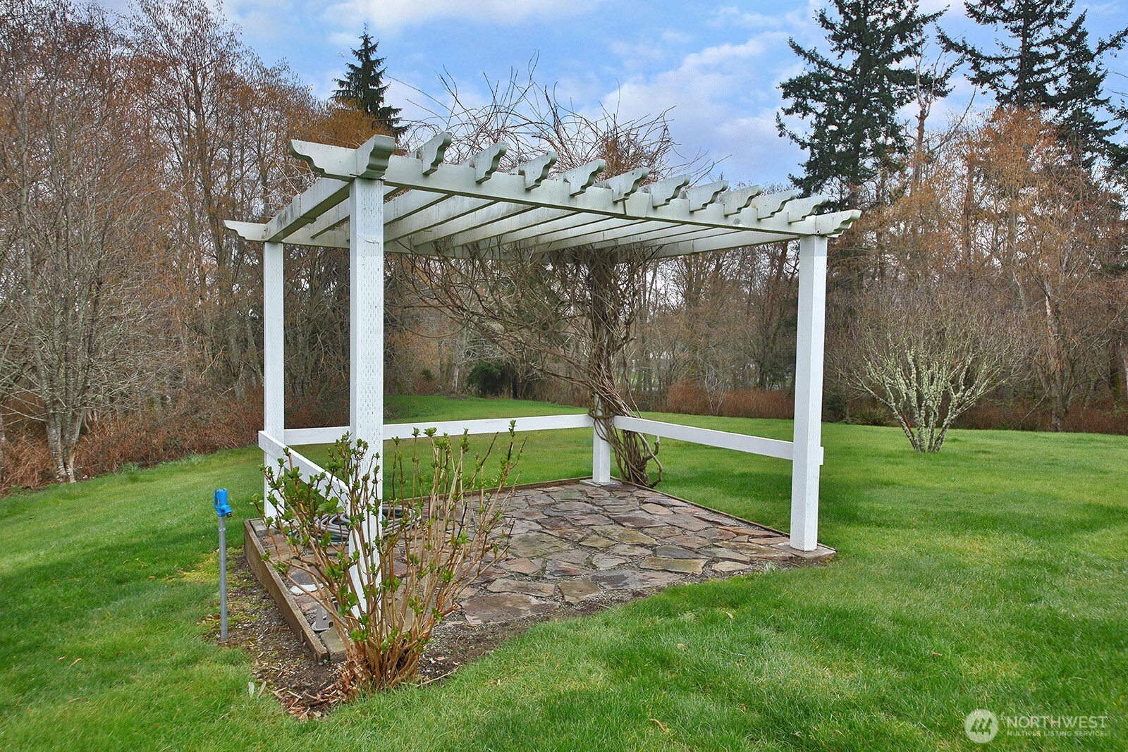 3723 Swede Hill Road Clinton, WA 98236 - Photo 37 of 40