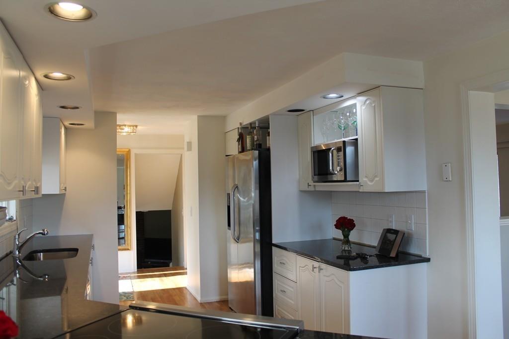 83 Outlook Road Marshfield, MA 02050 - Photo 11 of 23 Gallery Image 11
