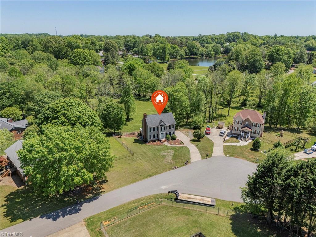 604 Schaefer Court Clemmons, NC 27012 - Photo 4 of 36