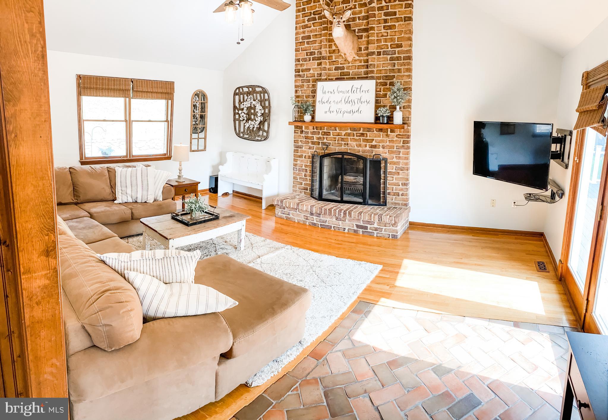 20819 Townsend Road Rohrersville, MD 21779 - Photo 26 of 57 Gallery Image 26