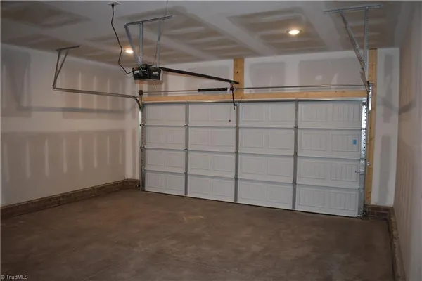 $365,249 | 2927 Flat Rock Drive, Winston-Salem, NC 27127