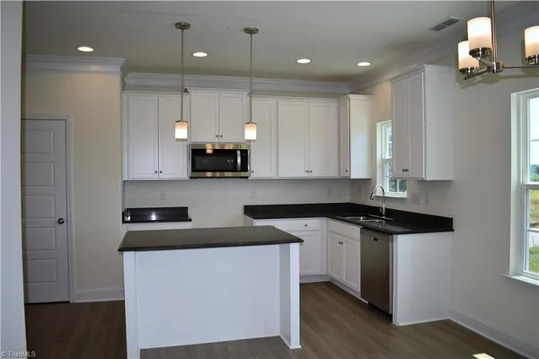 $365,249 | 2927 Flat Rock Drive, Winston-Salem, NC 27127