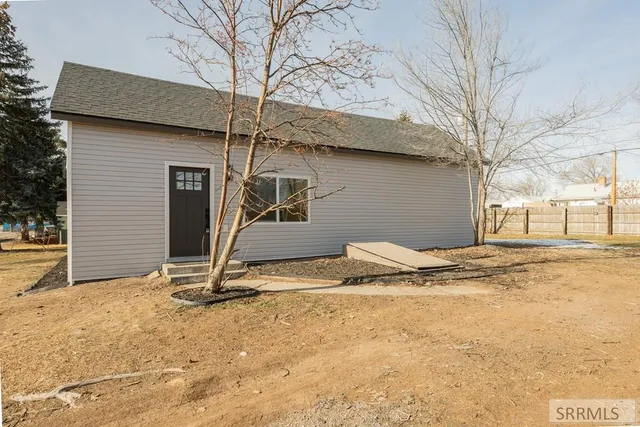 $309,900 | 440 West 21st Street, Idaho Falls, ID 83402