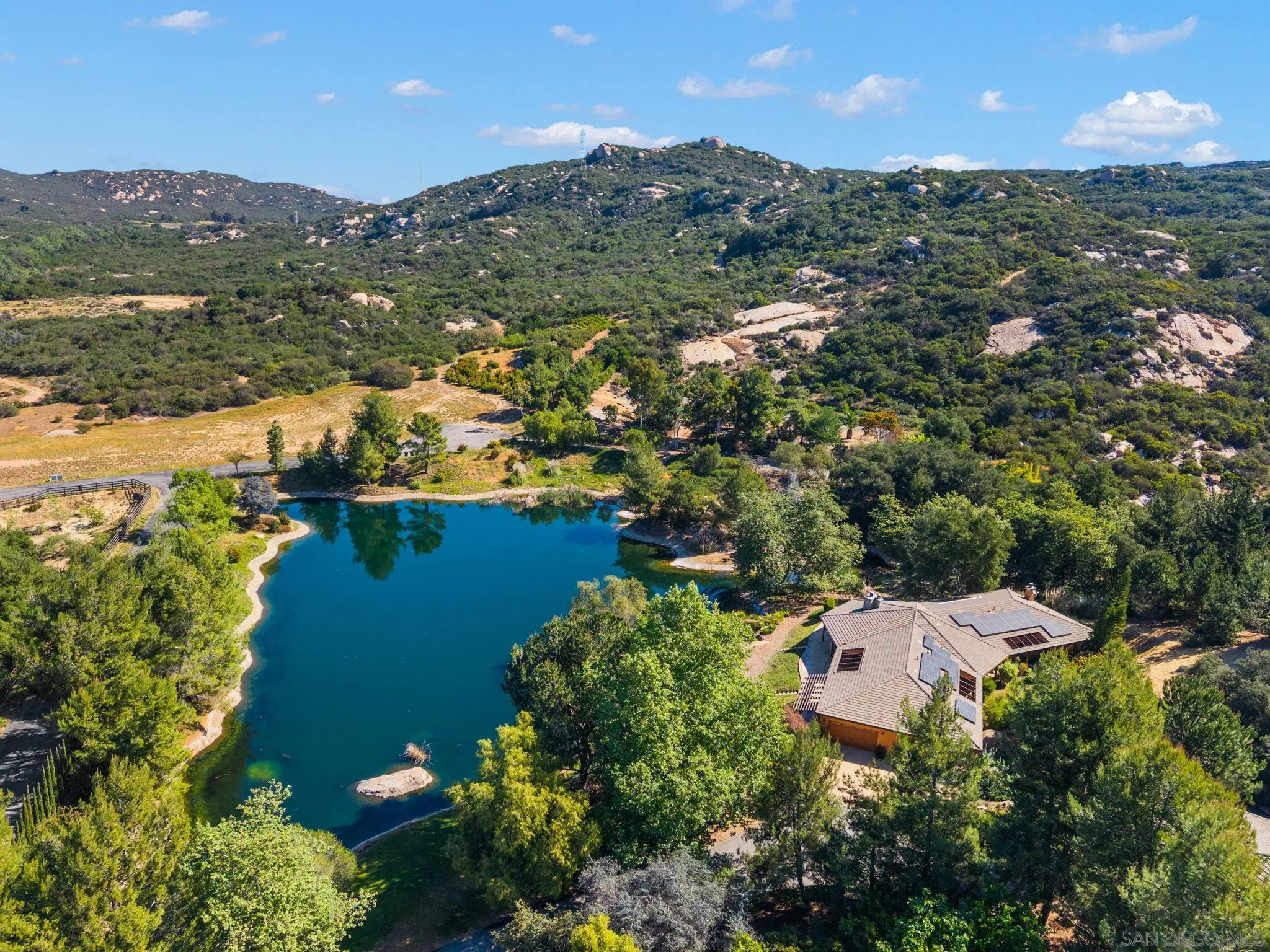 7051 Mt Olympus Road Fallbrook, CA 92028 - Photo 32 of 48