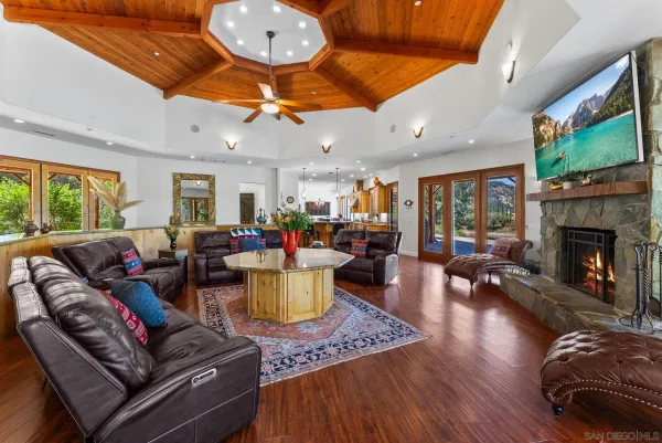 $3,600,000 | 7051 Mt Olympus Road, Fallbrook, CA 92028