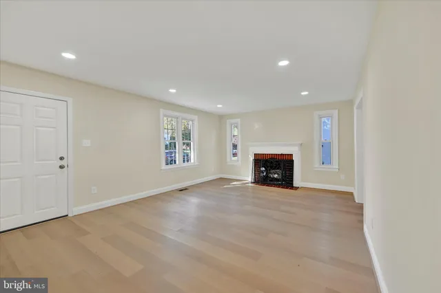 $464,900 | 19 Dunmore Road, Catonsville, MD 21228