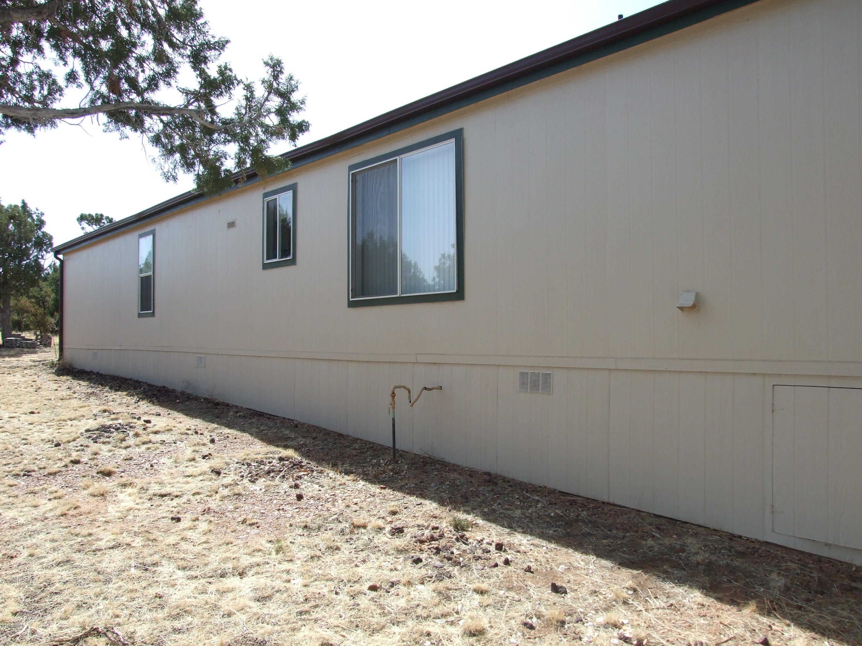 2195 Graphite Road Clay Springs, AZ 85923 - Photo 10 of 48 Gallery Image 10