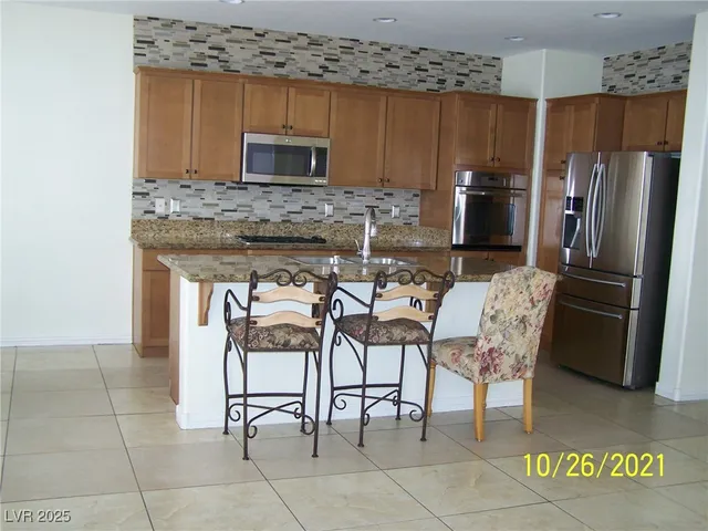 $2,600 | 10419 Bush Mountain Avenue, Las Vegas, NV 89166