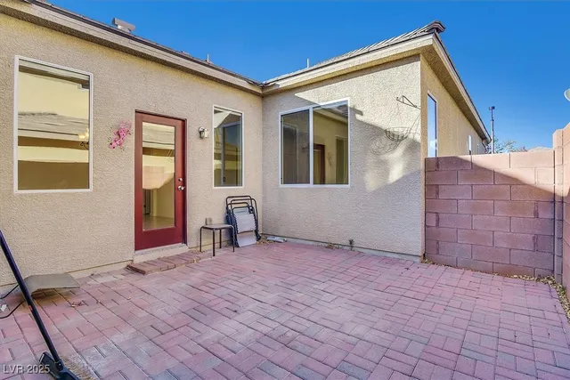 $2,600 | 10419 Bush Mountain Avenue, Las Vegas, NV 89166