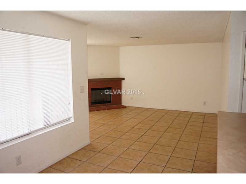 2257 Exeter Drive, Unit B Las Vegas, NV 89156 - Photo 5 of 16 Property Photo.