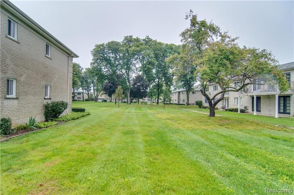 4113 Telegraph Road Bloomfield Hills, MI 48302 - Photo 23 of 25