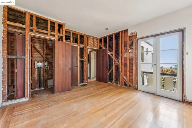 $999,000 | 1444 Scenic Avenue, Berkeley, CA 94708