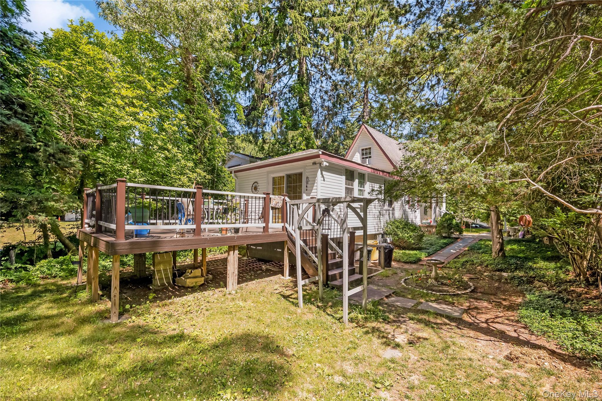 12 Valkyr Road Rocky Point, NY 11778 - Photo 21 of 25