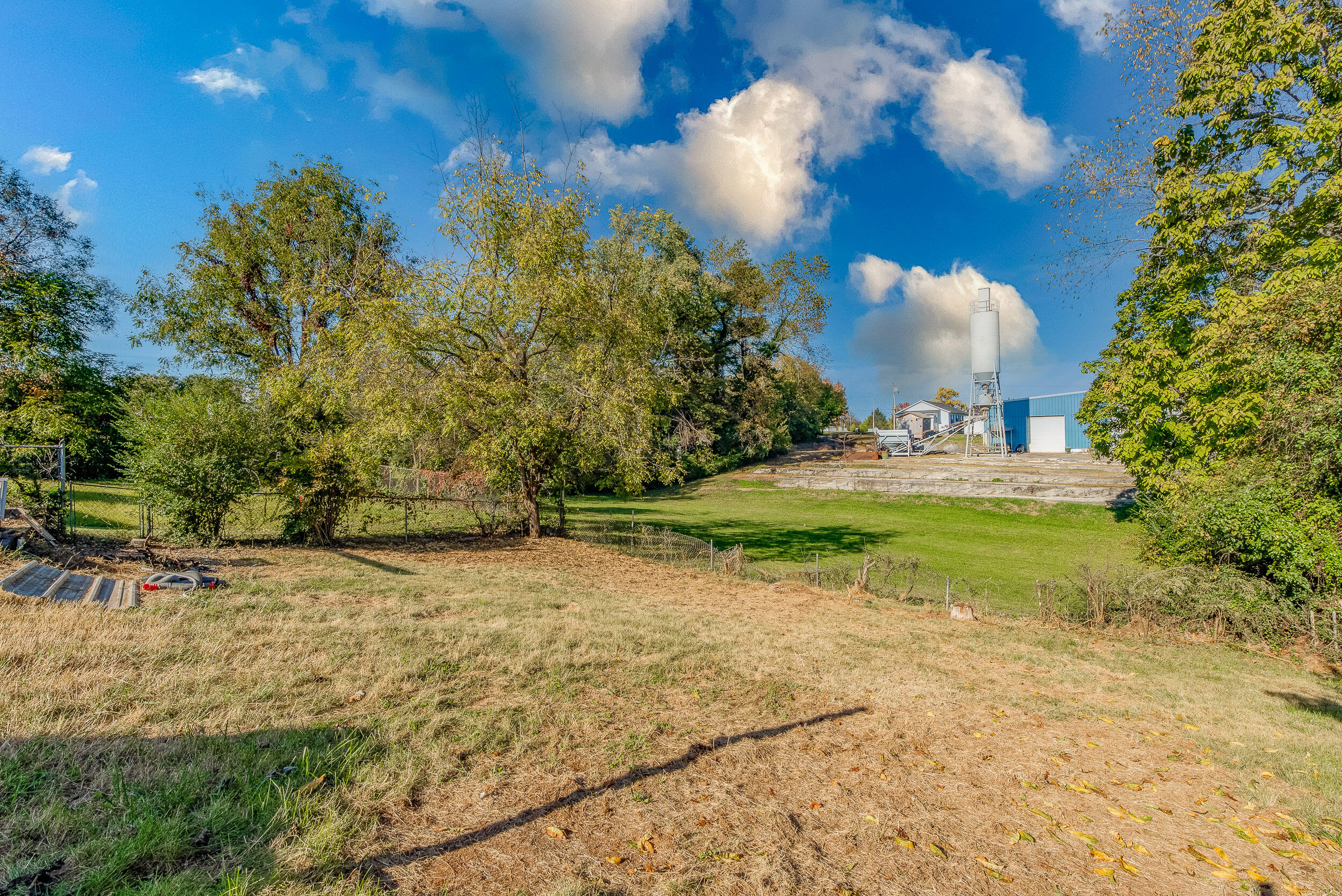 103 Tween Hills Road Bristol, TN 37620 - Photo 35 of 47 DSC_6911-HDR-Edit