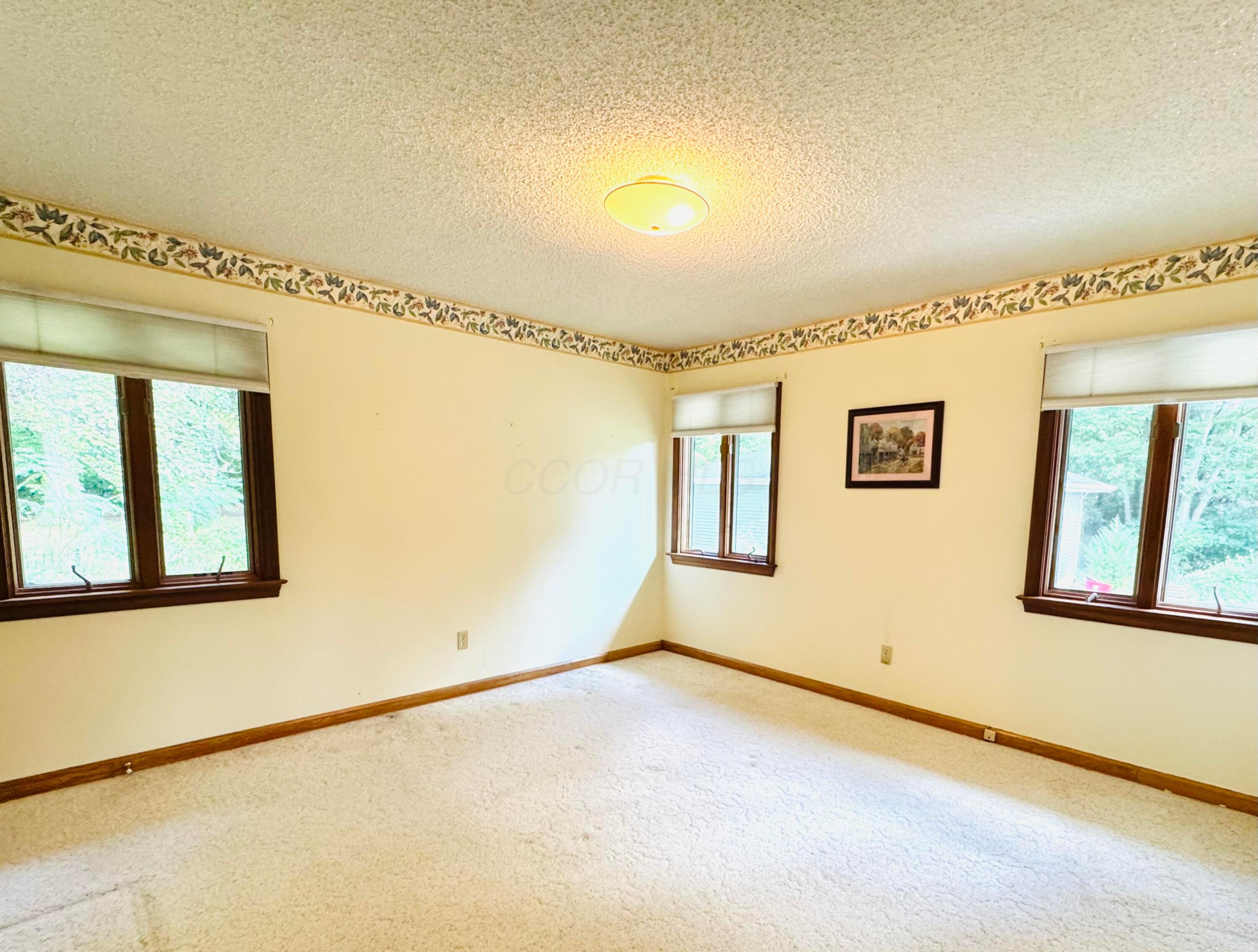 1744 Graham Road Reynoldsburg, OH 43068 - Photo 24 of 37 IMG_0689