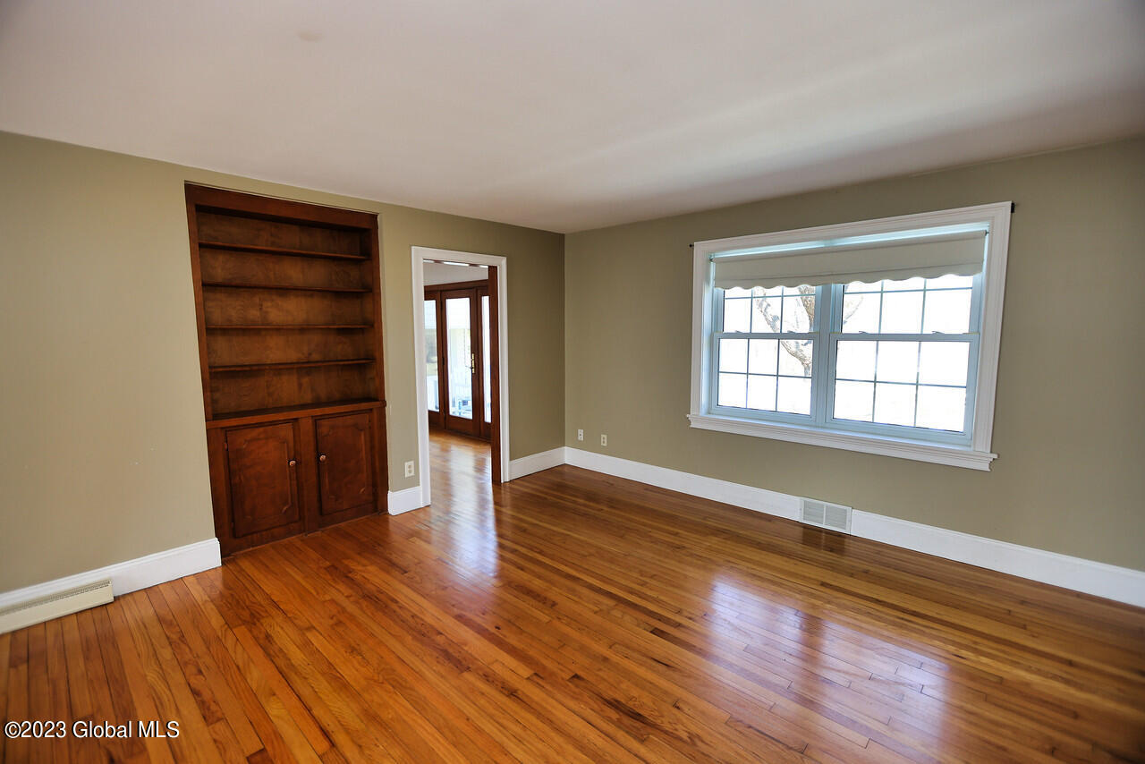 175 Voorhees Road Perth, NY 12010 - Photo 16 of 36 175 voorhees lvrm 3