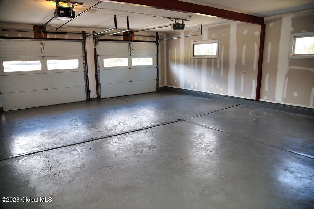 175 Voorhees Road Perth, NY 12010 - Photo 34 of 36 175 voorhees garage 2