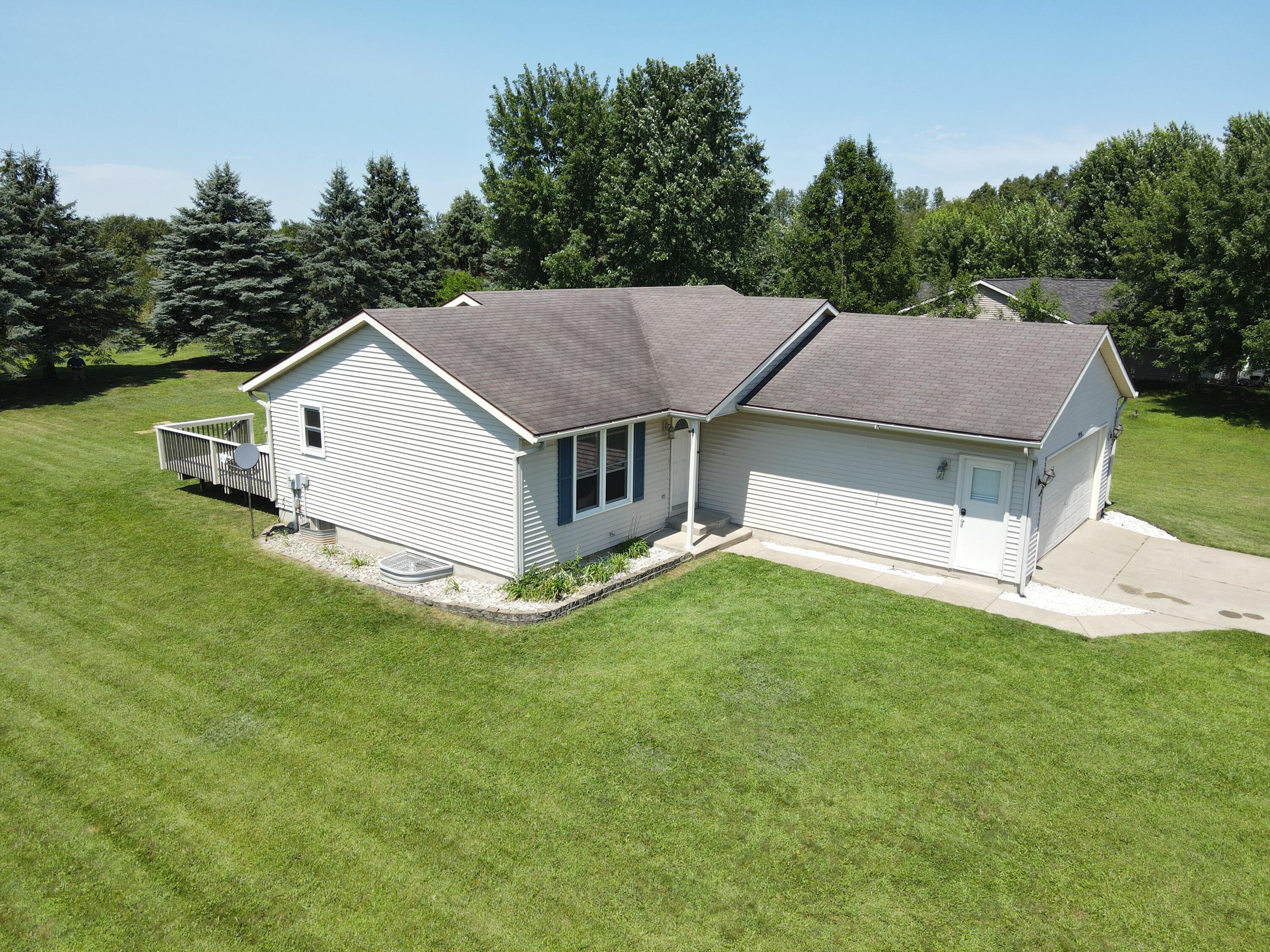 54438 Ridgeview Circle Paw Paw, MI 49079 - Photo 14 of 62 DJI_0019.2