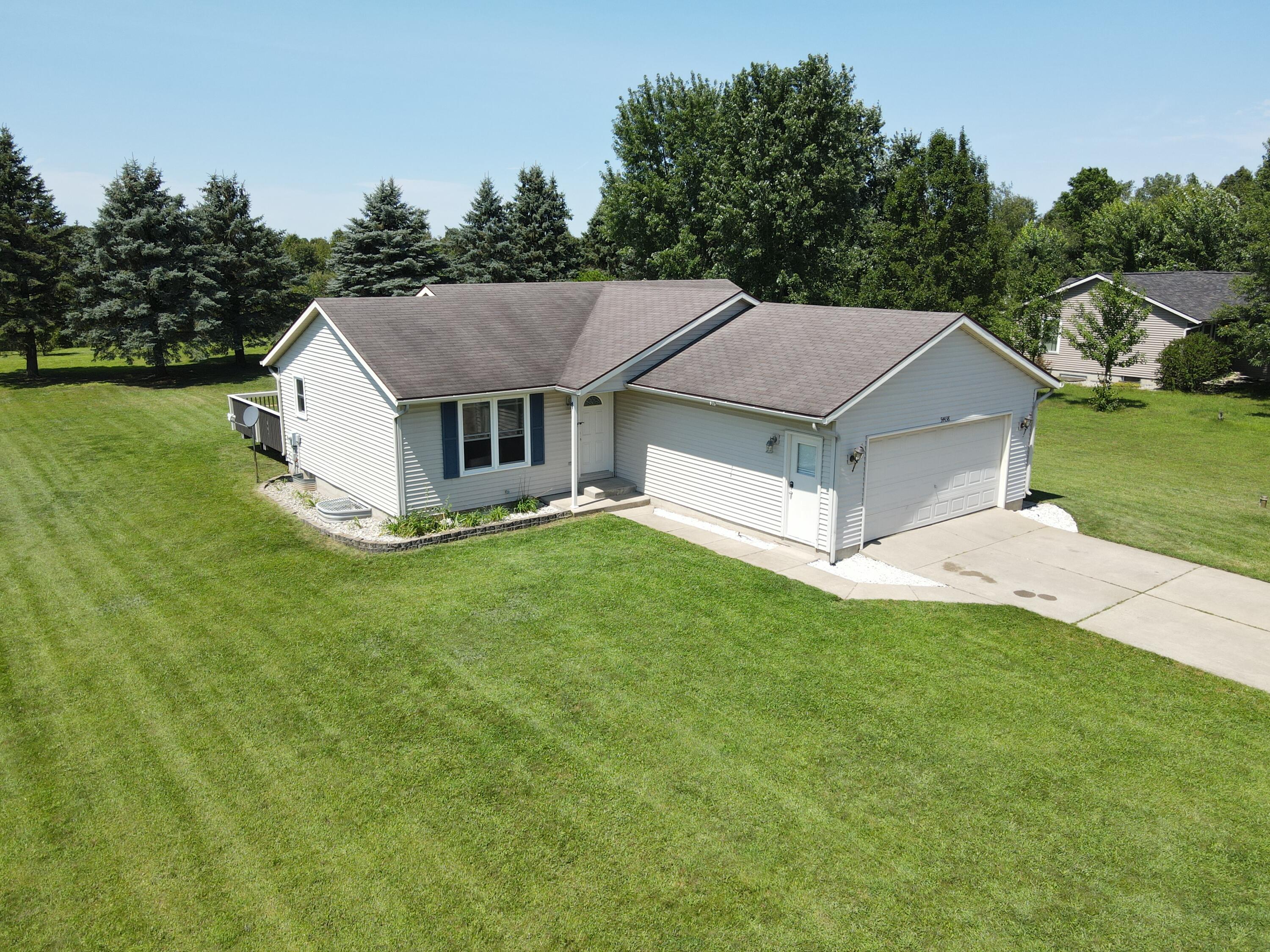 54438 Ridgeview Circle Paw Paw, MI 49079 - Photo 15 of 62 DJI_0020.2