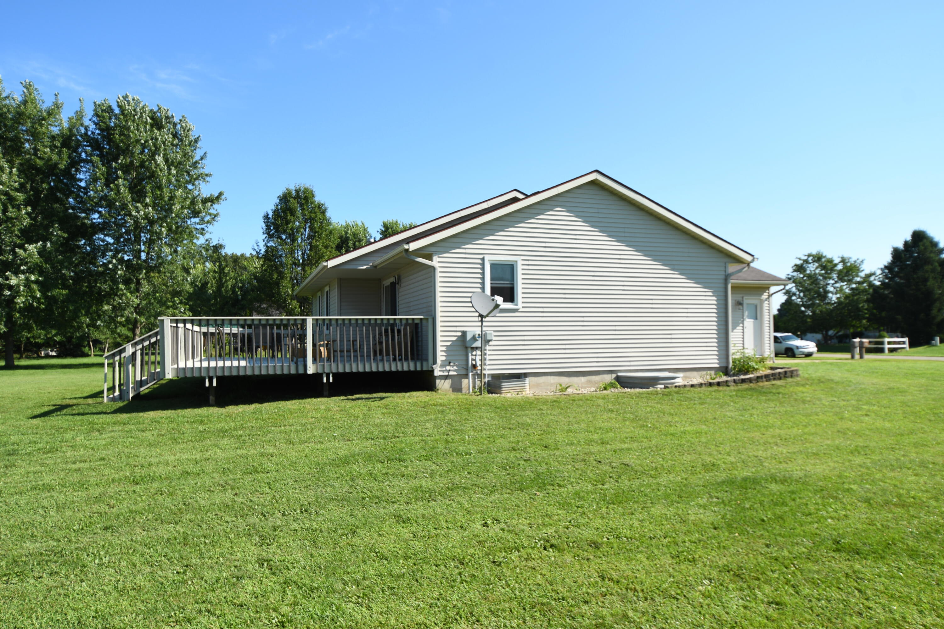 54438 Ridgeview Circle Paw Paw, MI 49079 - Photo 26 of 62 DSC_9197.2