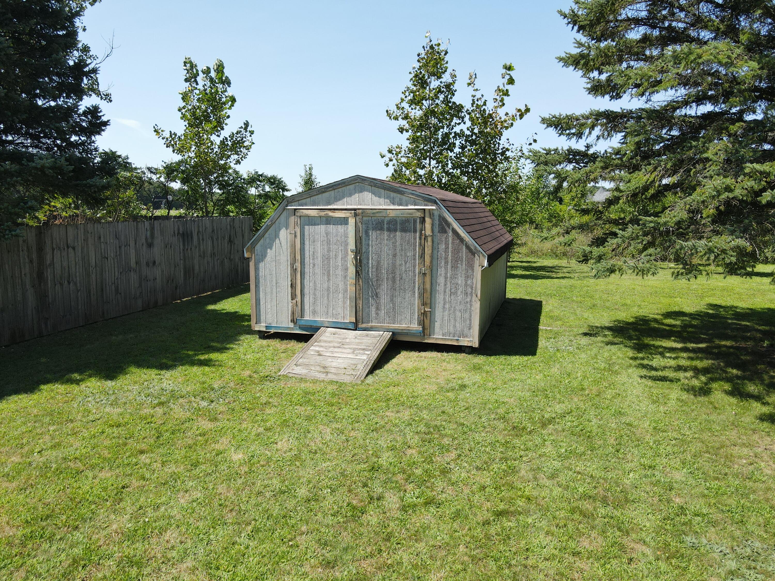 54438 Ridgeview Circle Paw Paw, MI 49079 - Photo 4 of 62 DJI_0009