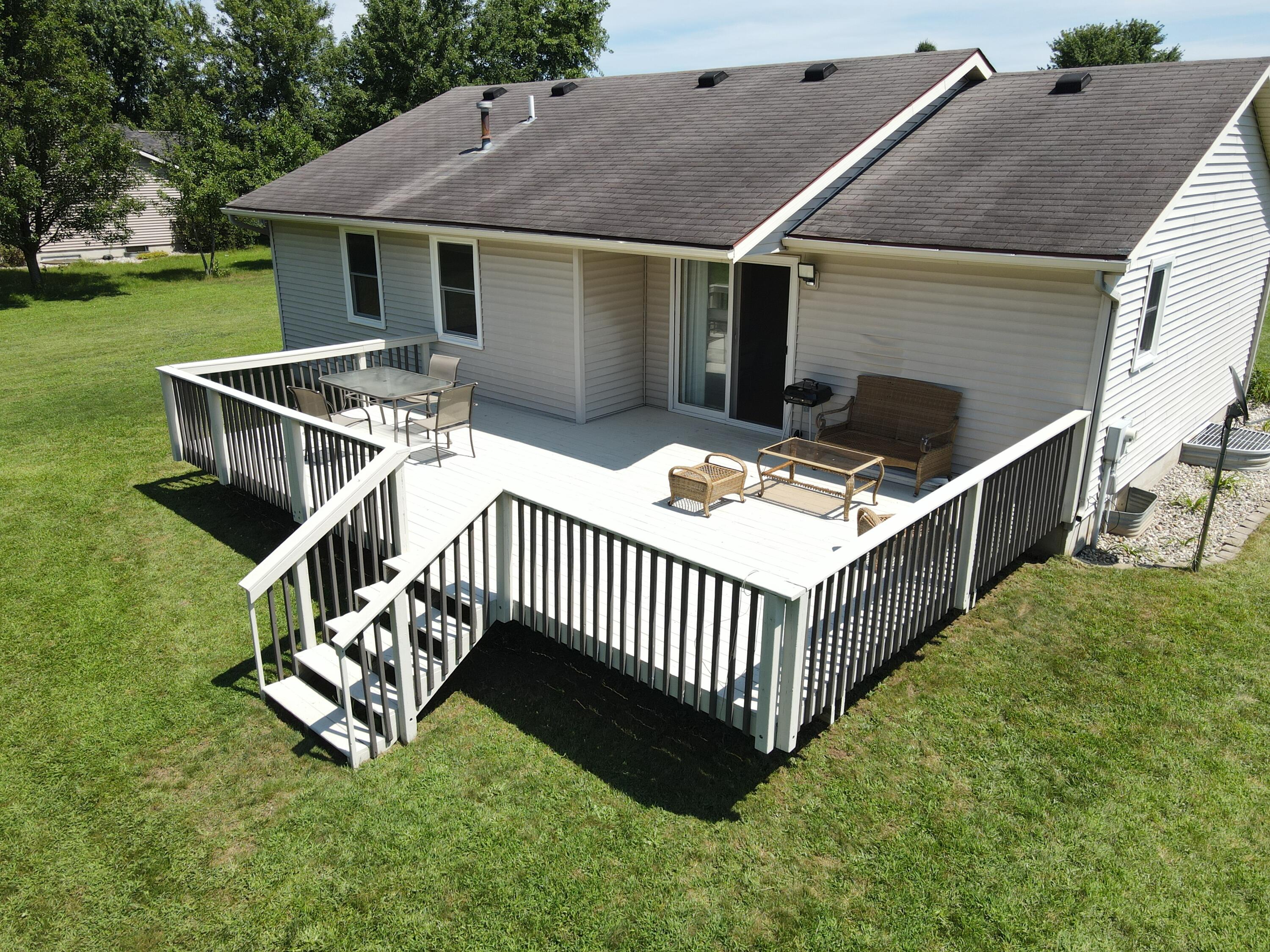 54438 Ridgeview Circle Paw Paw, MI 49079 - Photo 5 of 62 DJI_0010
