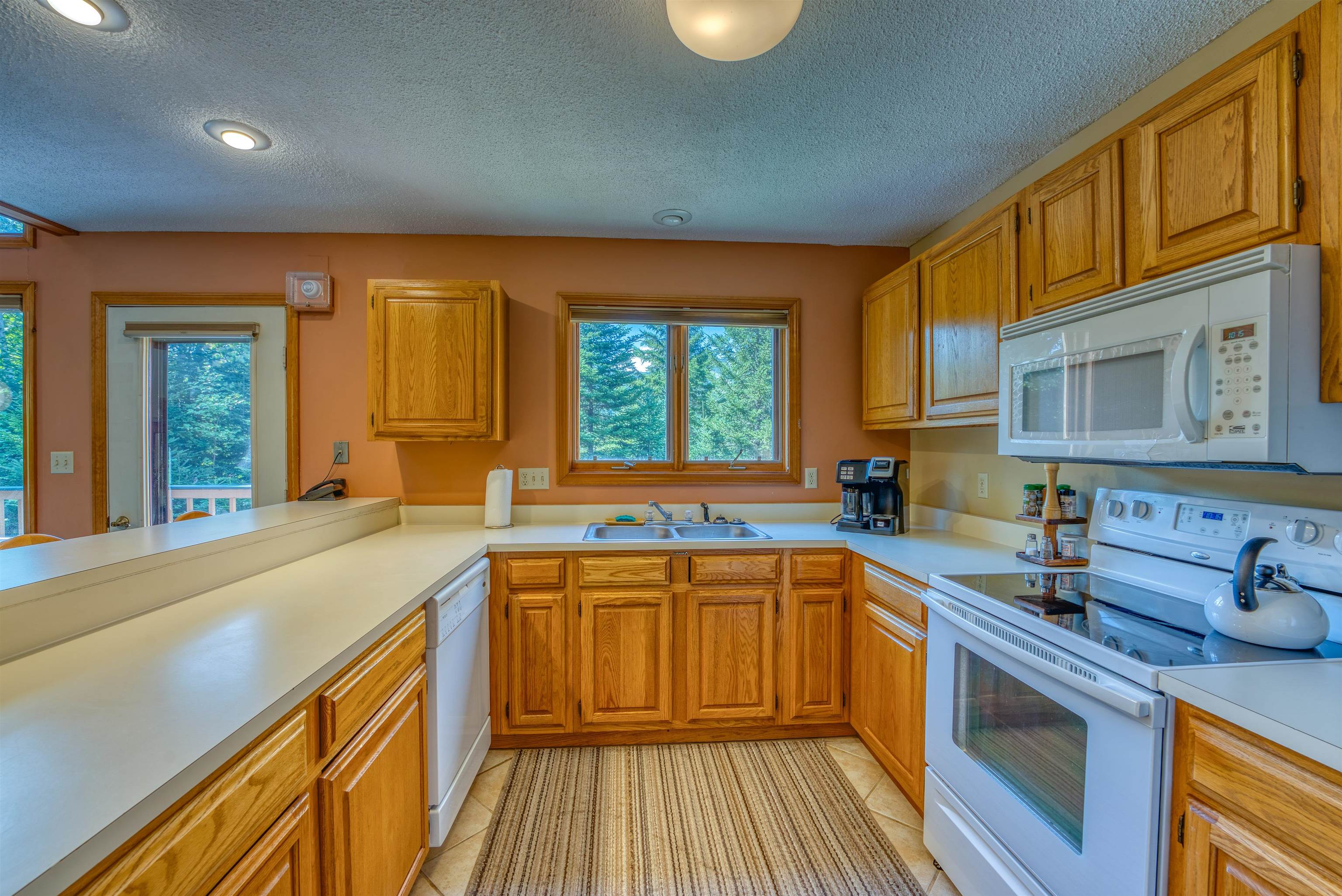 116 Hannah Loop, Unit 25 Carroll, NH 03595 - Photo 11 of 23 Gallery Image 11