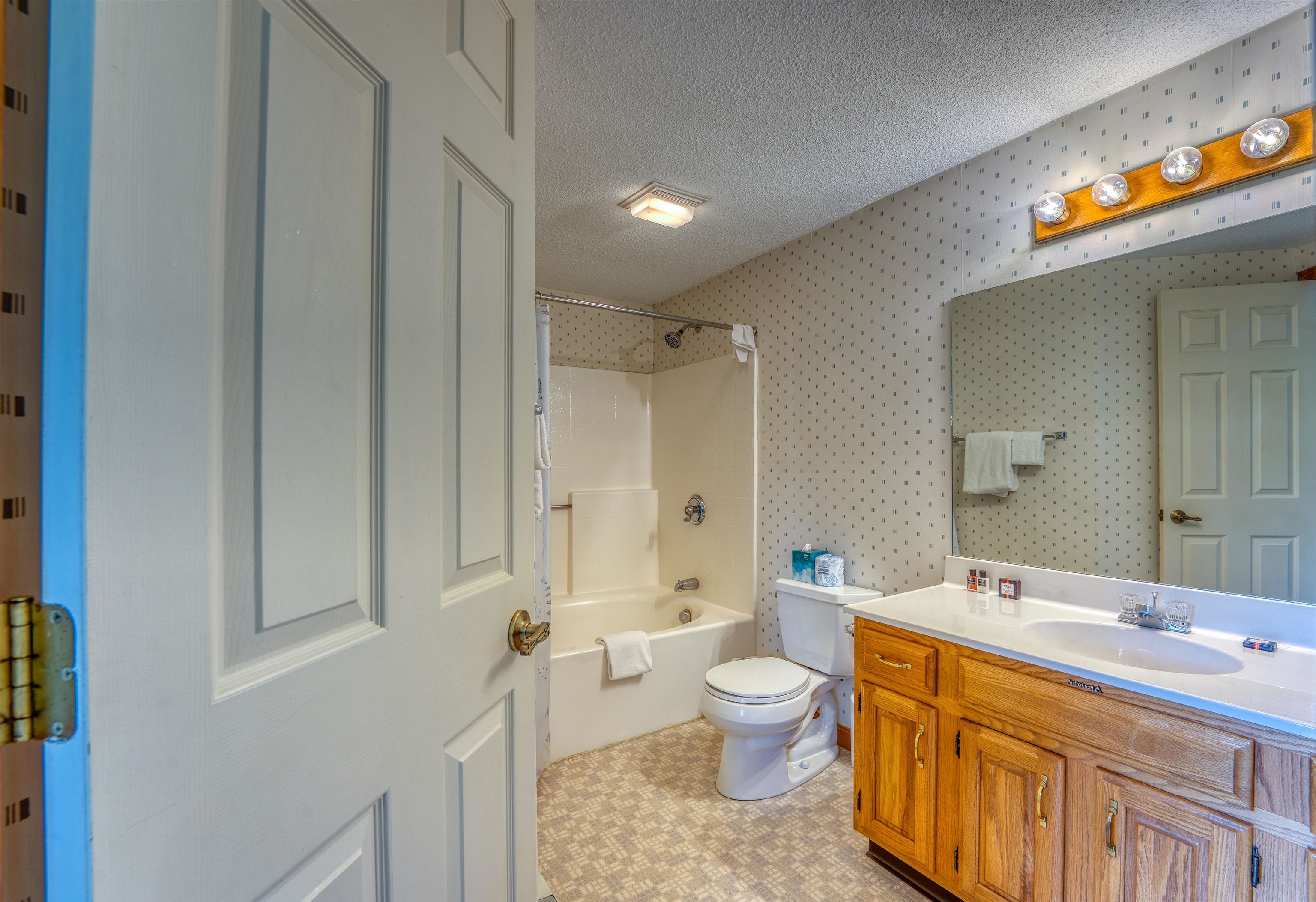 116 Hannah Loop, Unit 25 Carroll, NH 03595 - Photo 18 of 23 Gallery Image 18