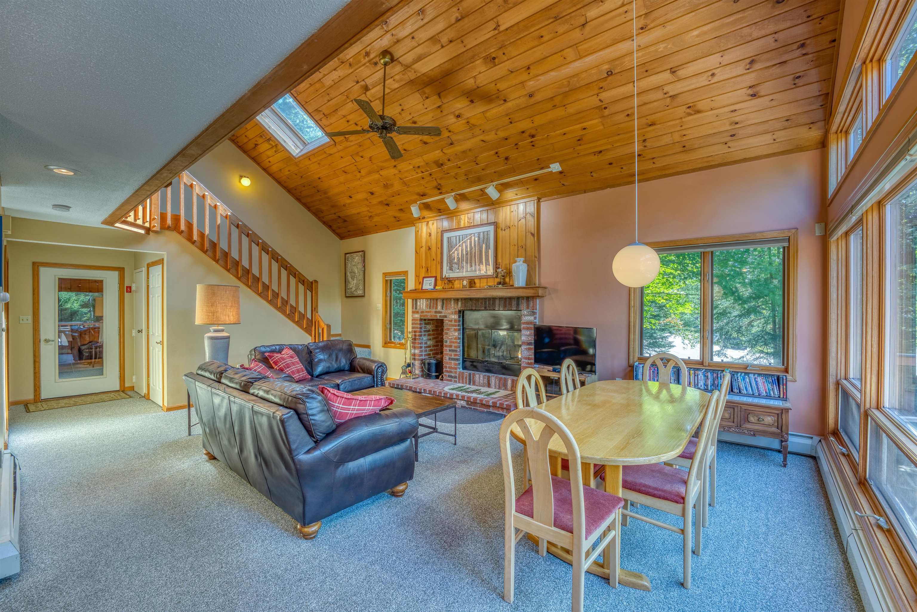 116 Hannah Loop, Unit 25 Carroll, NH 03595 - Photo 7 of 23 Gallery Image 7