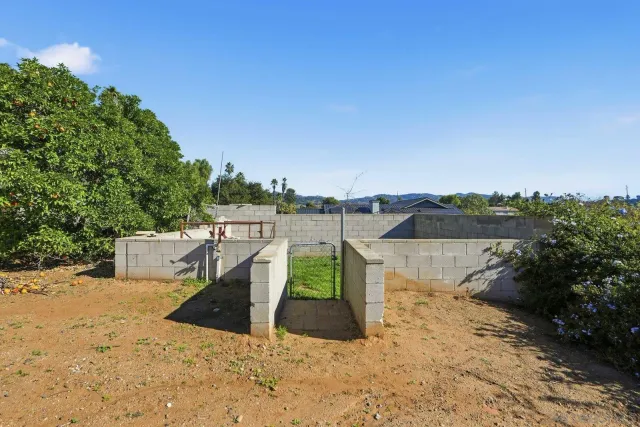 $840,000 | 612 Momar Lane, Escondido, CA 92027