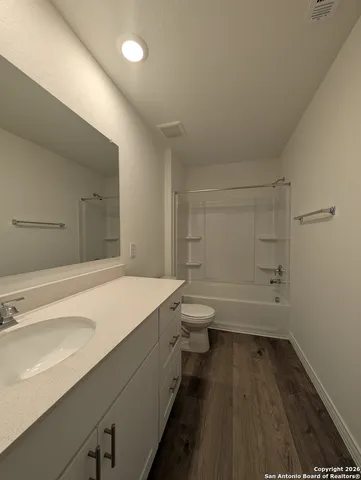 $2,195 | 862 Bluegrass, New Braunfels, TX 78130