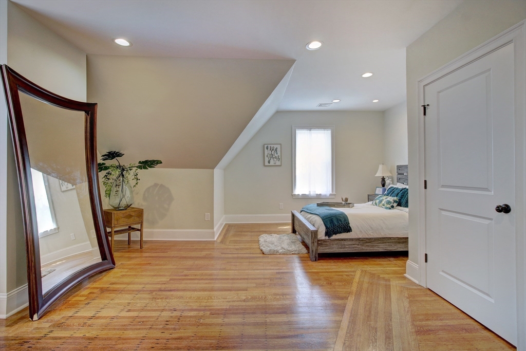 287 Walnut Avenue Boston, MA 02119 - Photo 22 of 31