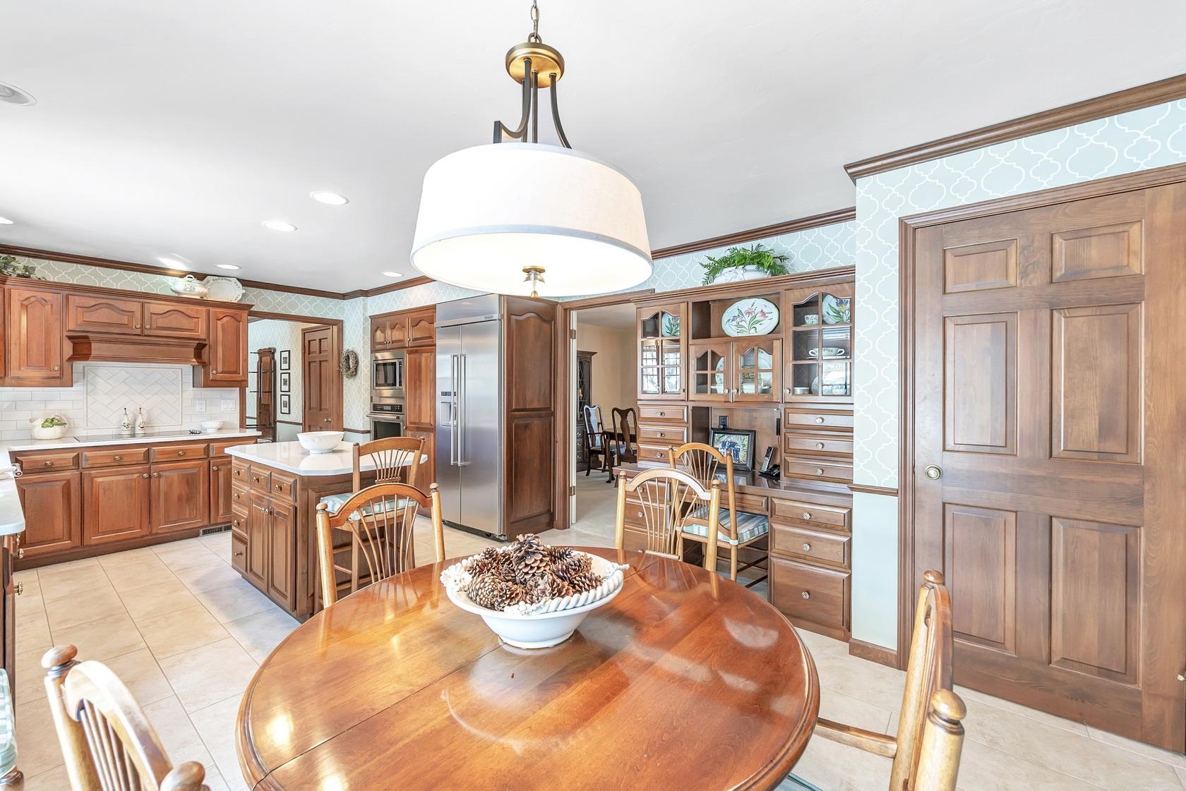 1326 South Summer Range Road De Pere, WI 54115 - Photo 5 of 42