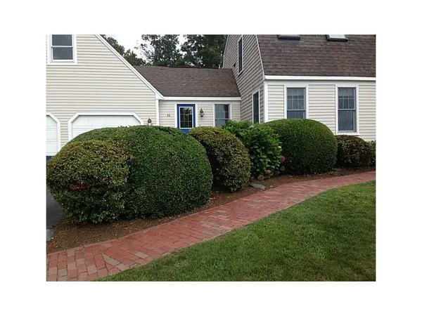 $4,000 | 26 Peggy Lane, Portsmouth, RI 02871