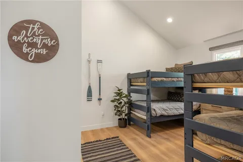 $1,700,000 | 38994 Willow Landing Road, Big Bear Lake, CA 92315