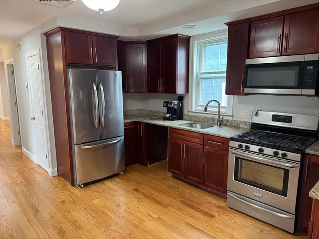 $3,850 | 7 Wave Avenue, Unit 3, Revere, MA 02151