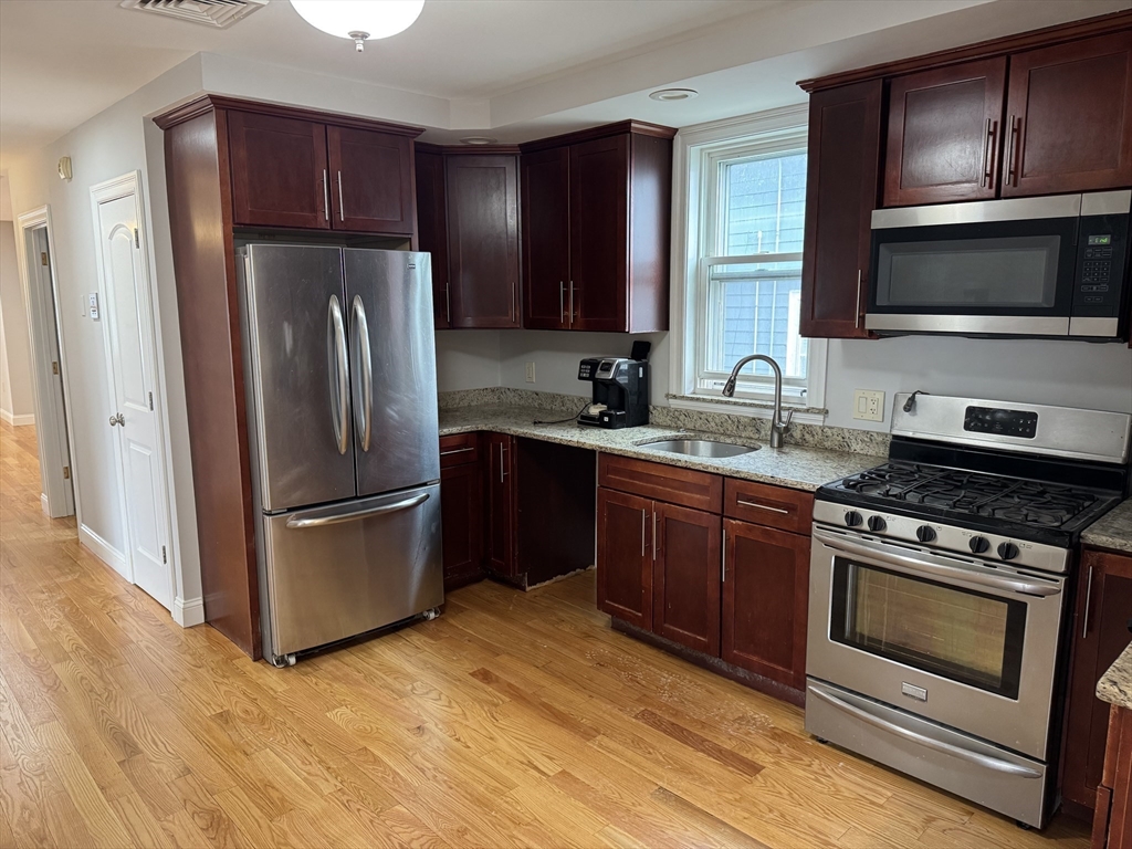 7 Wave Avenue, Unit 3 Revere, MA 02151 - Photo 3 of 12