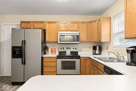 $289,900 | 6111 Parrington Drive, Indianapolis, IN 46236