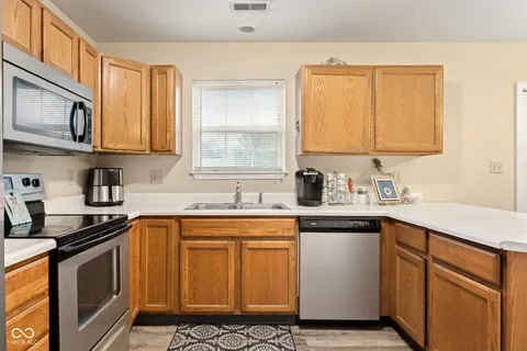 $289,900 | 6111 Parrington Drive, Indianapolis, IN 46236