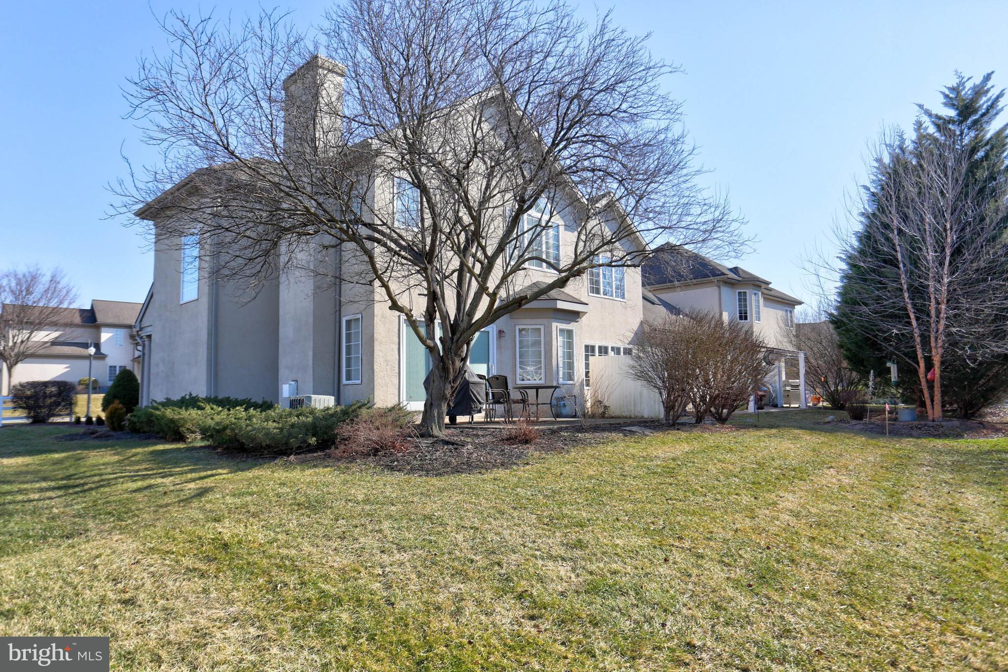1009 Stillwood Circle Lititz, PA 17543 - Photo 25 of 29 sits on a corner lot