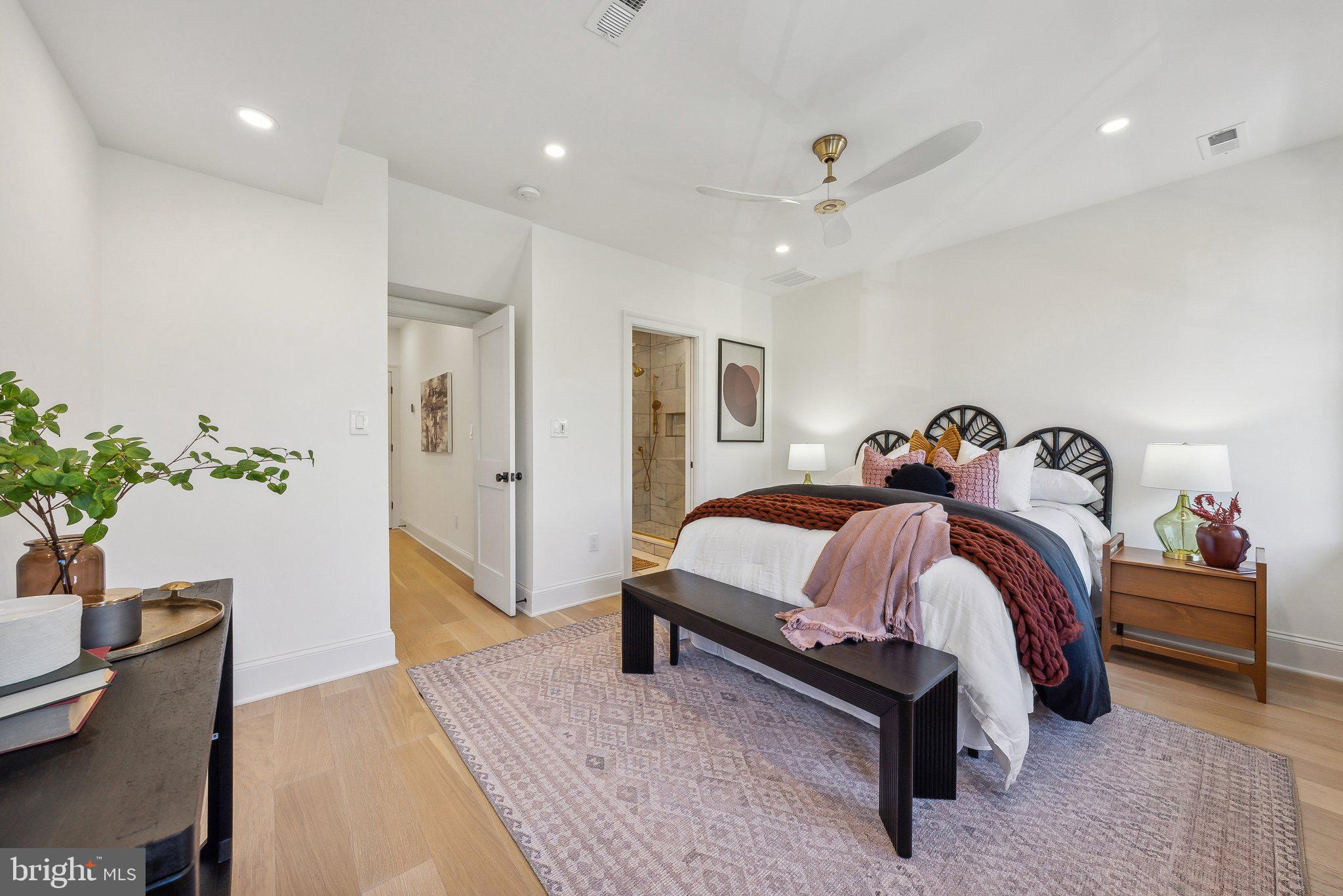 308 11th Street Northeast Washington, DC 20002 - Photo 18 of 49