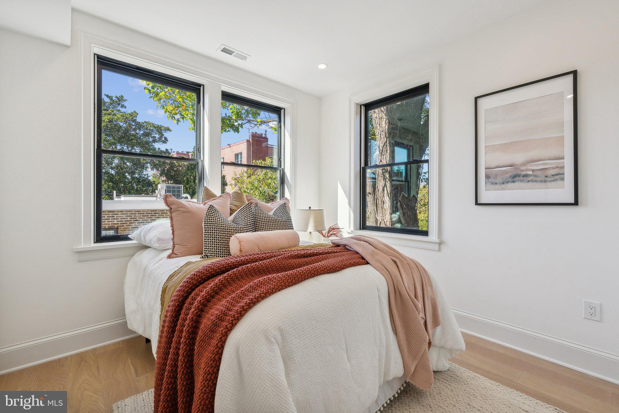 308 11th Street Northeast Washington, DC 20002 - Photo 23 of 49